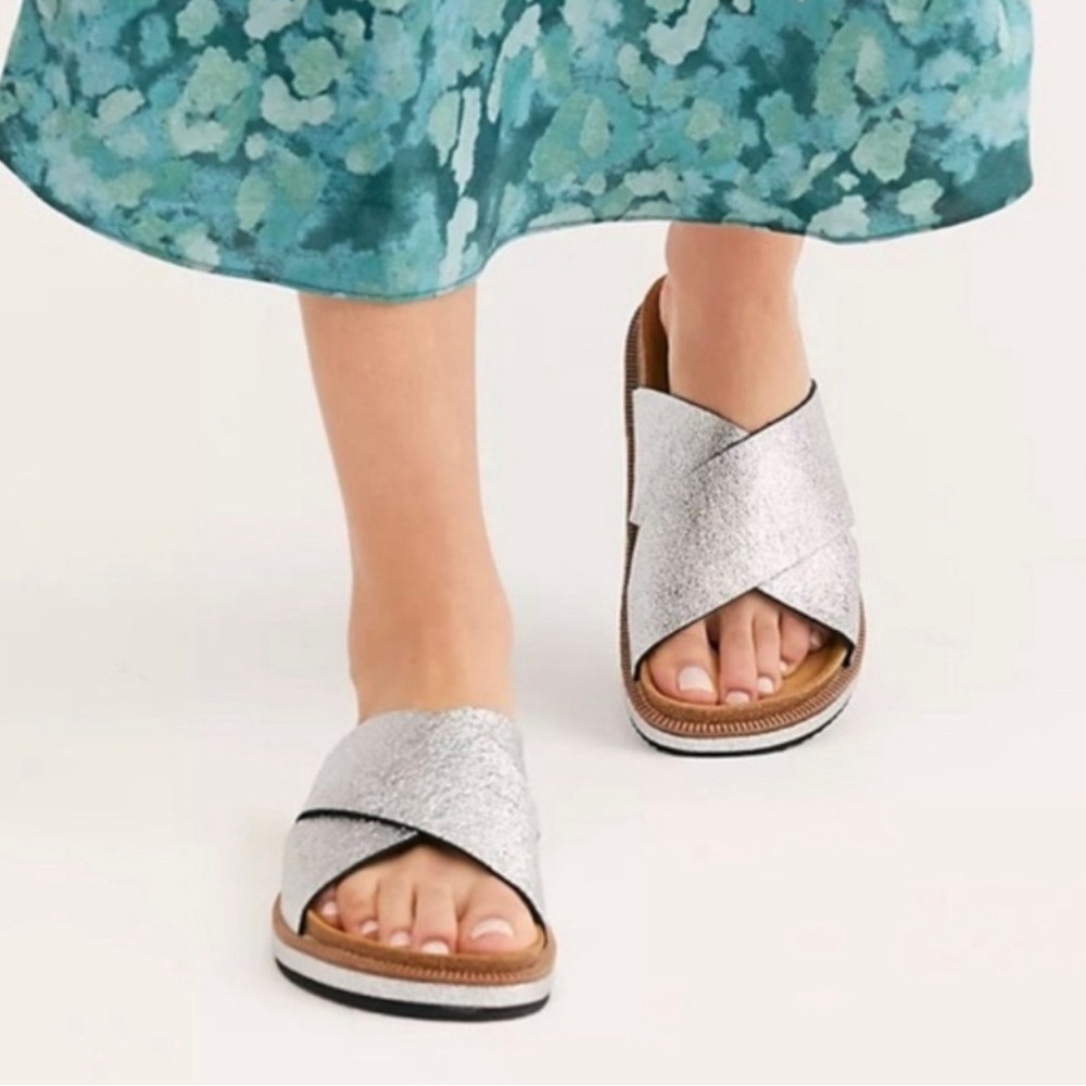 Free People Silver Sidelines Sandal - Picture 2 of 6